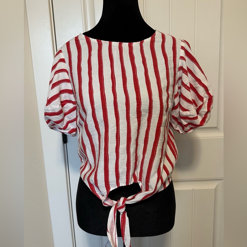 bleuh ciel red and white stripe tie front blouse - size Small